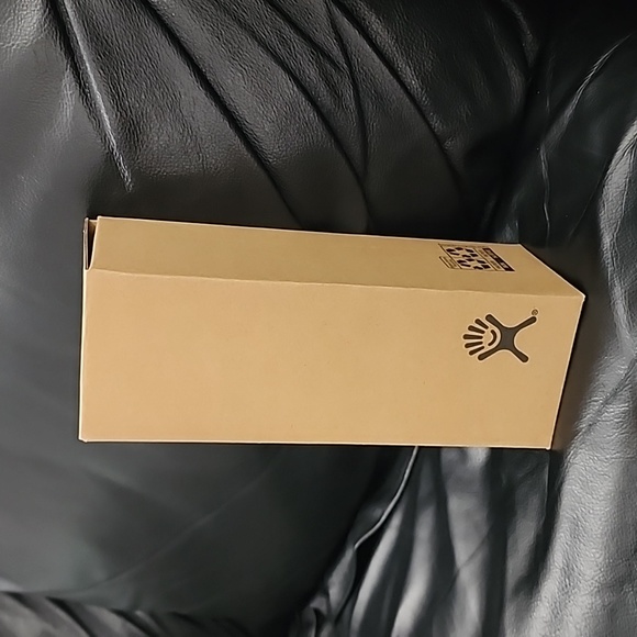 20 oz Coffee Mug with Flex Sip Lid | Hydro Flask - Picture 4 of 6